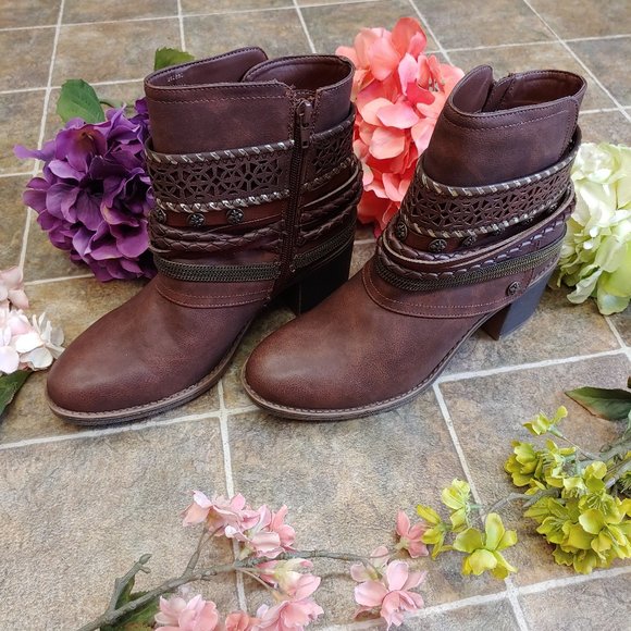 B52 By Bullboxer - Brown Ankle Boots -  Size 8 - Picture 4 of 8